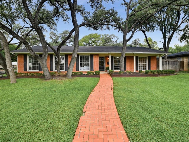 5700 Trailridge Dr
