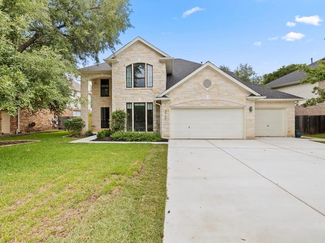 5700 Trelawney LN
