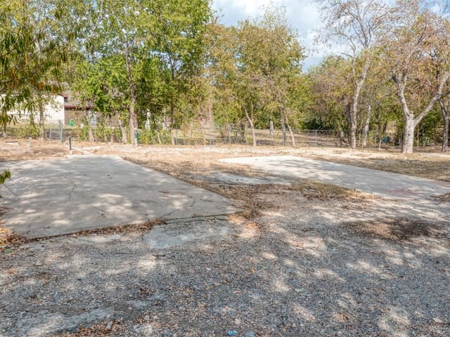 5701 Bitterwood DR