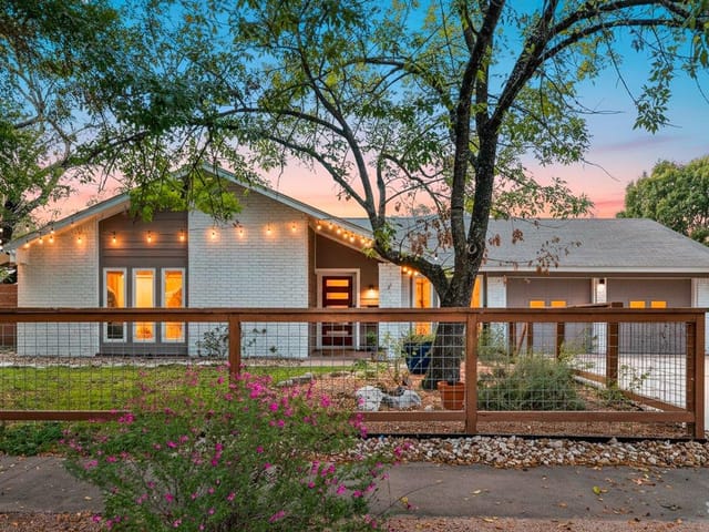 5702 Buffalo Pass