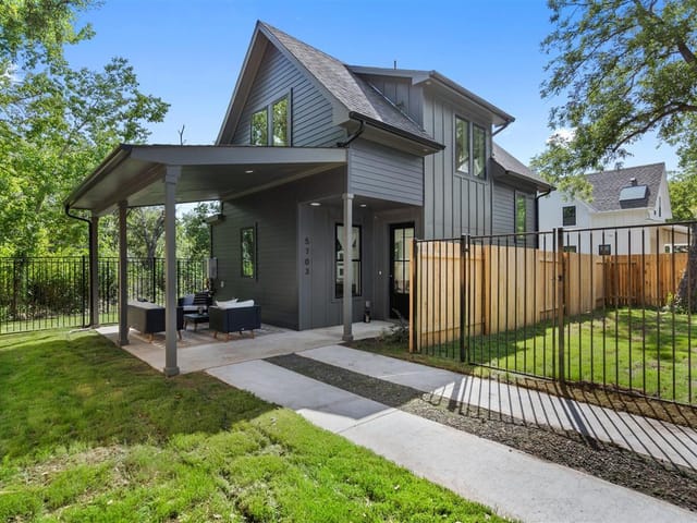 5703 Tura Ln Unit #2