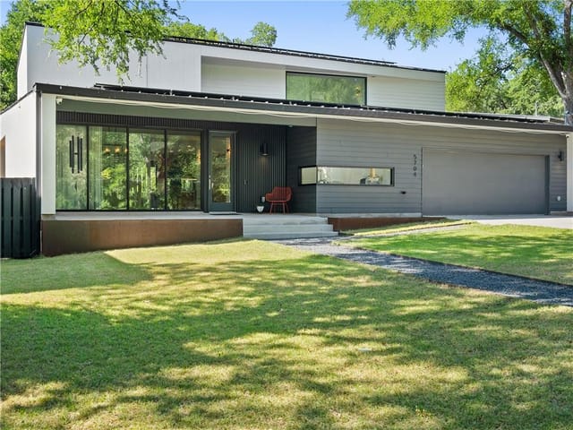 5704 Driftwood Dr