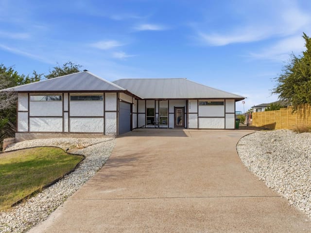 5704 Roundup Way