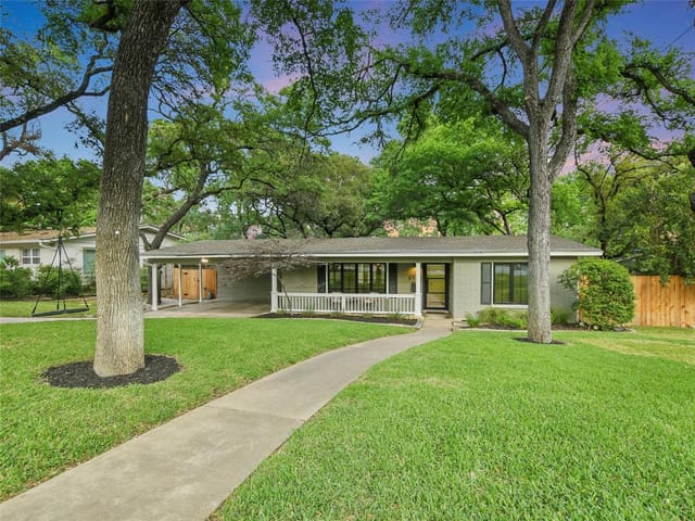 5705 Highland Hills Dr