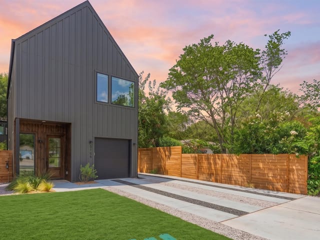 5706 Nancy DR Unit #2