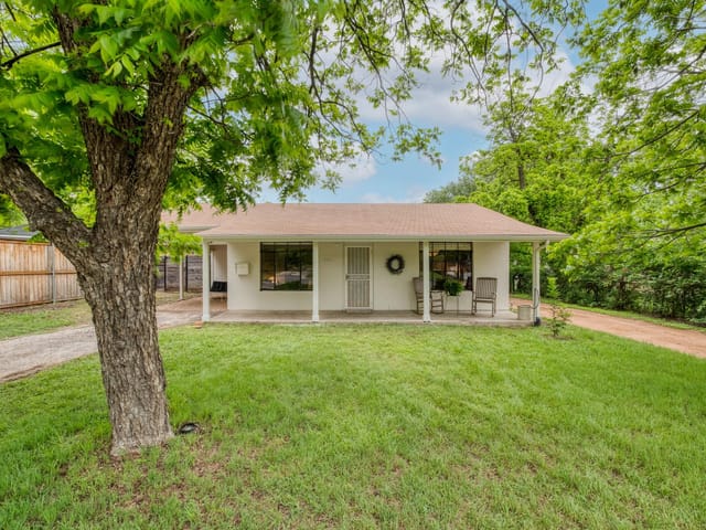 5707 William Holland Ave Unit #A