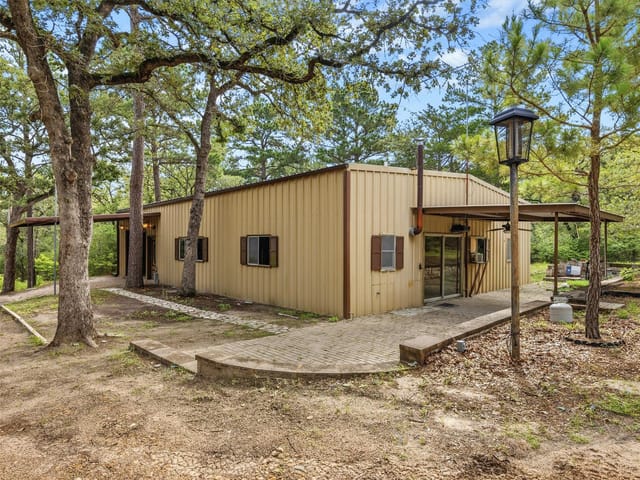 571 Pine Canyon DR