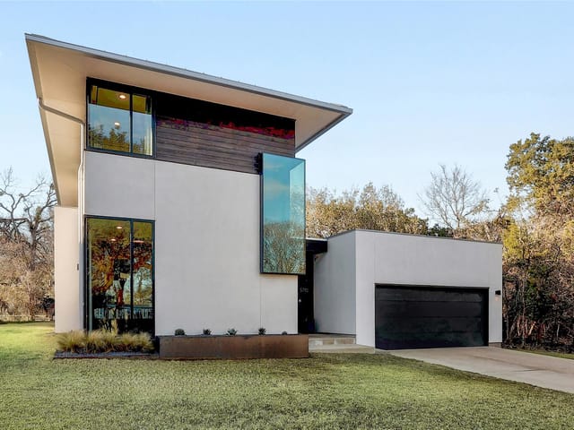 5710 Longhorn LNDG