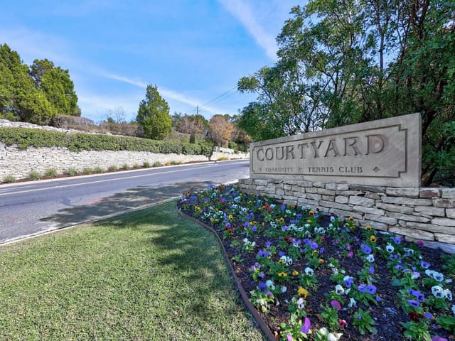 5712 Sam Houston Cir