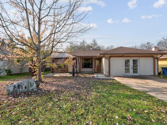 5713 Fence Row