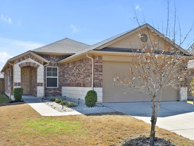 5713 Montrelia Dr