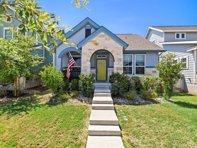 5721 Baythorne Dr