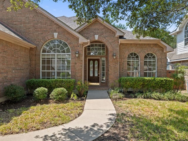 5721 Trelawney LN