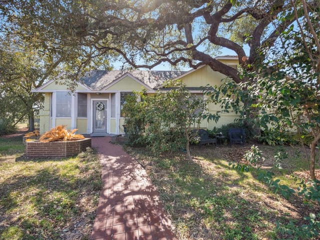 5726 Abilene Trl