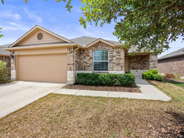 5728 Montrelia Dr