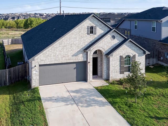 574 Sugar Cane Rd