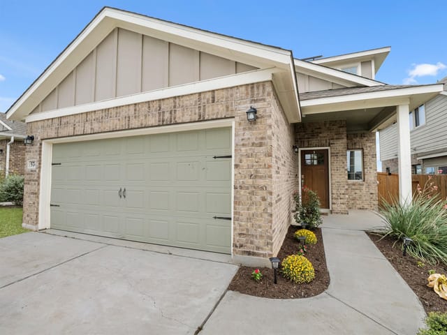 574 W Nautical LOOP
