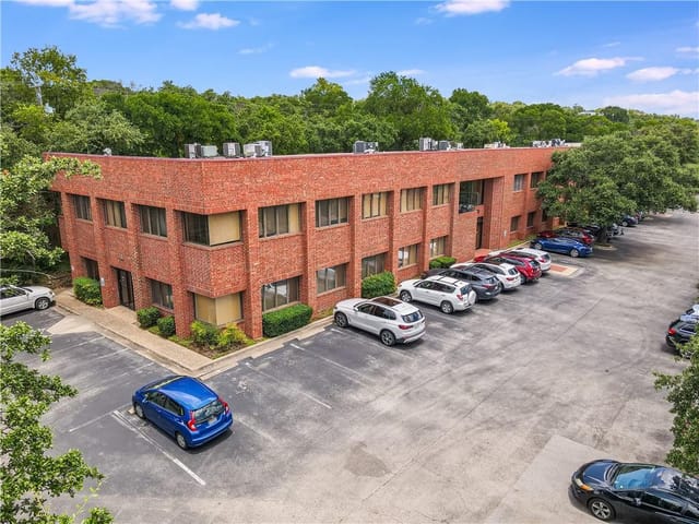 5750 Balcones Dr Unit #1-K