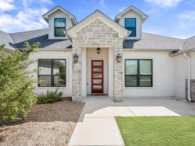 5779 Watusi DR