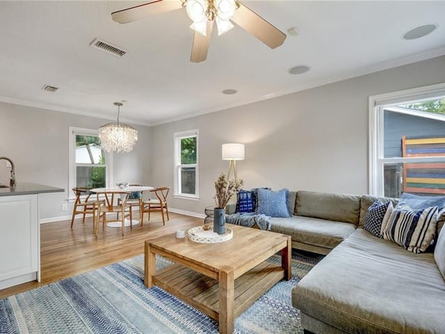5800 Chesterfield Ave