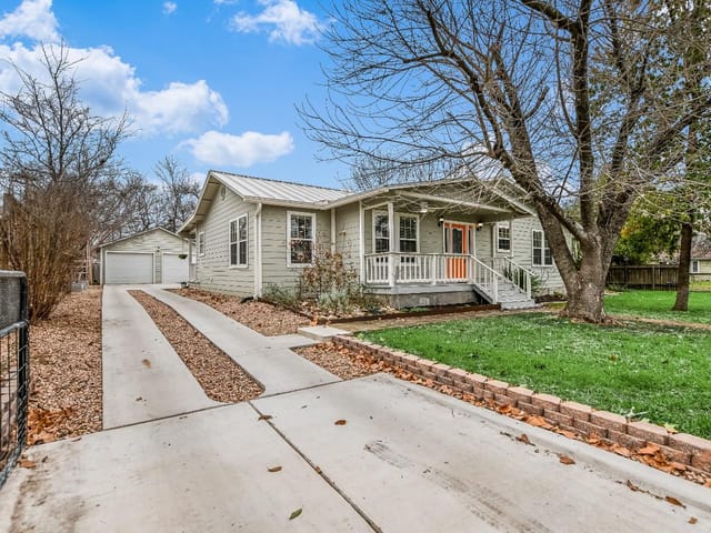 5801 Chesterfield Ave