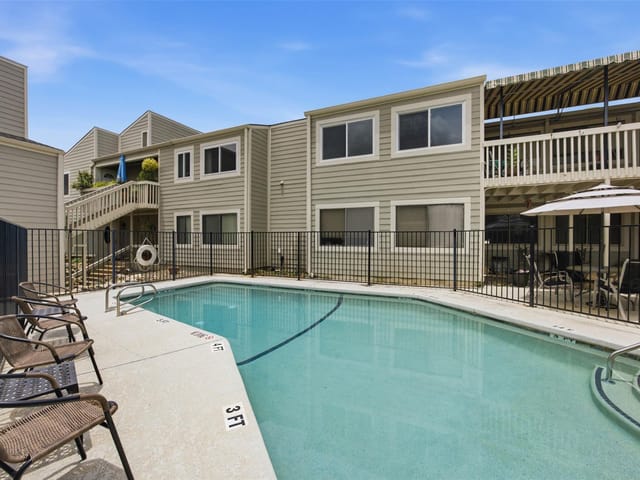 5801 Thunderbird ST Unit #B-22