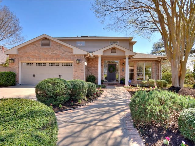 5801 TOM WOOTEN Dr