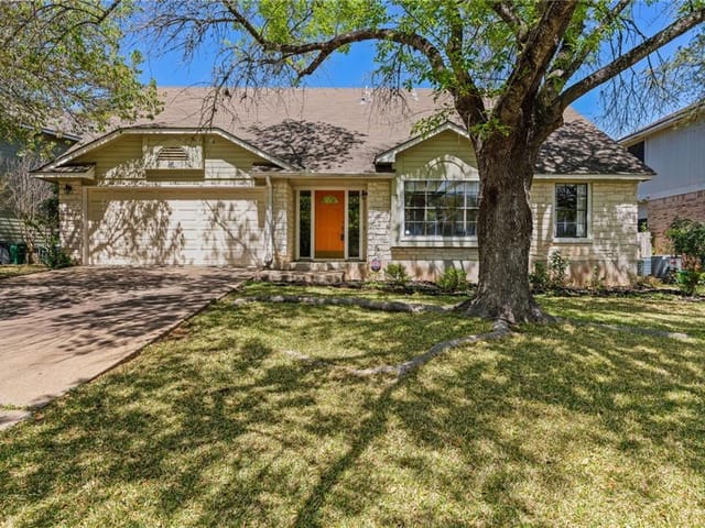 5802 Wagon Train Rd