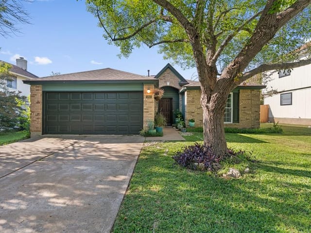 5803 Blanco River Pass
