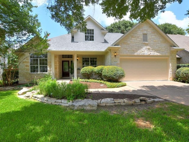 5803 Republic Of Texas Blvd