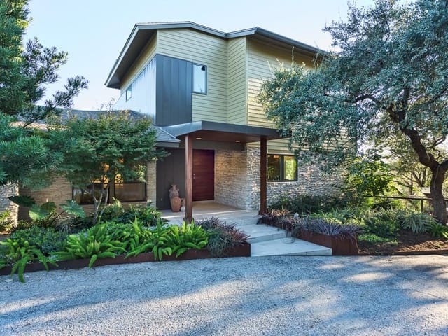 5803 Valley Cir