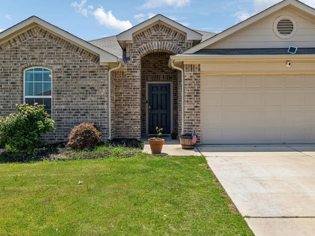 5804 Brampton Ln