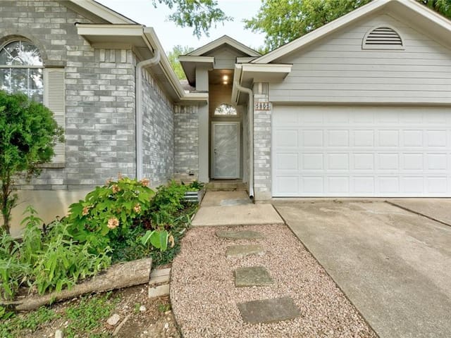 5805 Meadow Crst