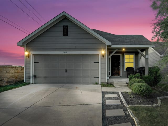 5806 Aviano RD
