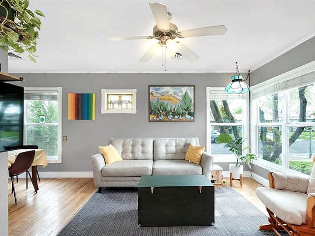 5808 Chesterfield Ave