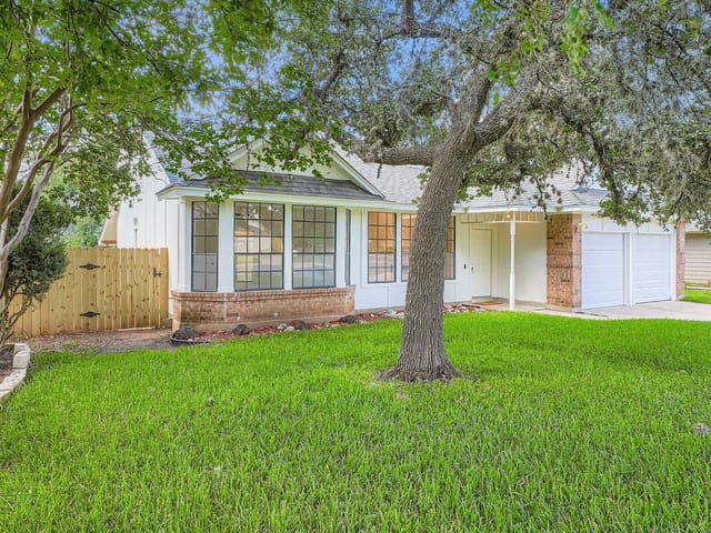 5813 Abilene Trl