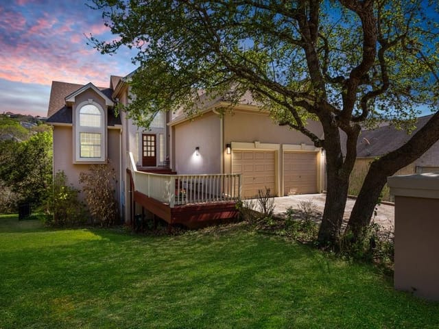 5813 Sandalwood Holw
