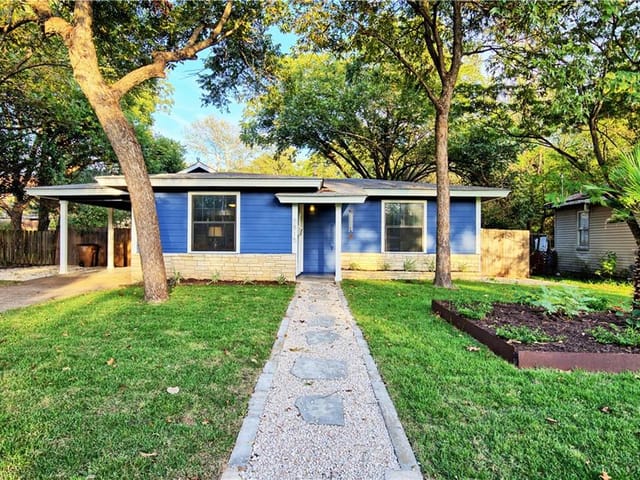5815 Duval St