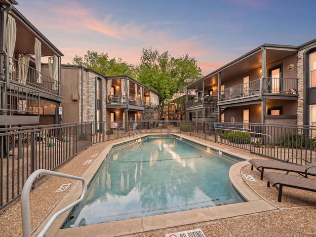 5820 Berkman Dr Unit #119