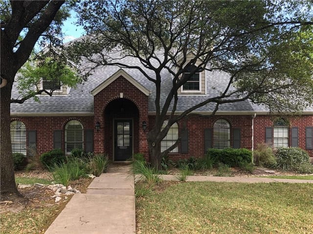5821 Mount Bonnell Rd