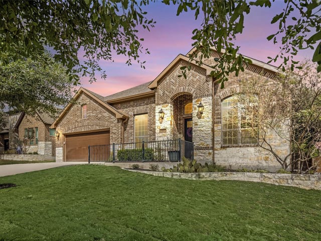 583 MERION Dr