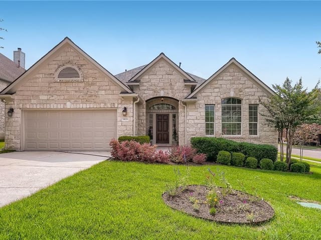 5833 Medicine Creek Dr