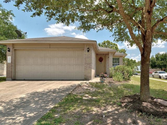 5901 Chantsong Ct