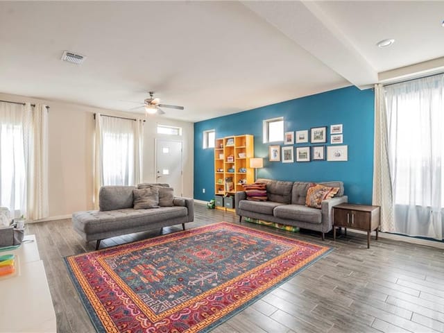 5901 Charles Merle Dr Unit #10
