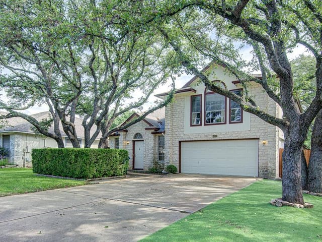 5902 Blanco River Pass