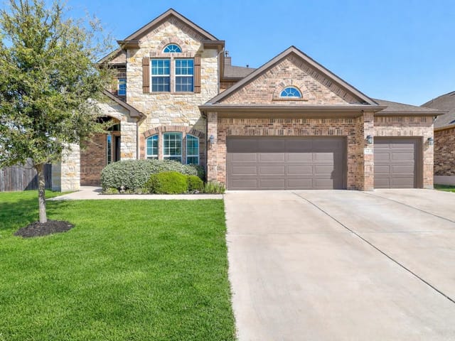 5902 Giovanni Pl