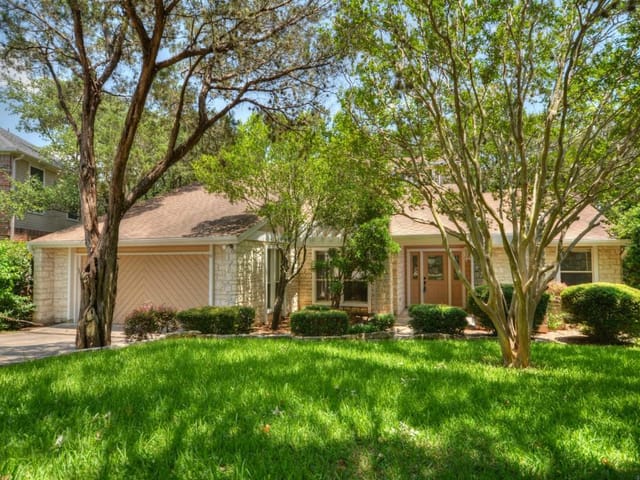 5903 Cartwright Cv
