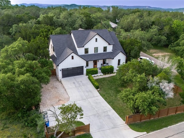 5904 Hudson Bend RD