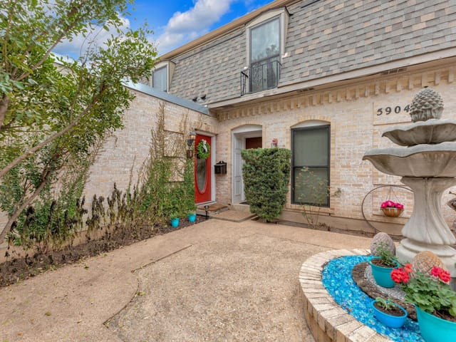 5904 Mountainclimb Dr Unit #1