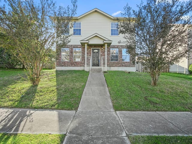 5904 Pinon Vista Dr